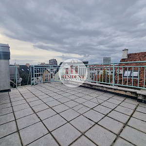 VRBIK Spacious 4-room apartment, 4th floor, excellent location, terrace, storage room