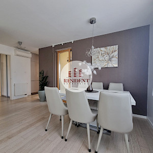 MALEŠNICA Atraktivan 3soban stan, garaža, 4. kat, loggia