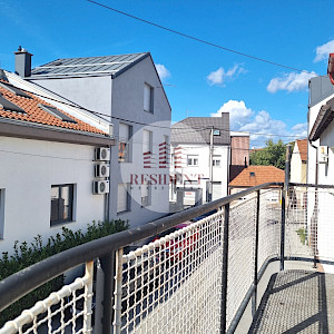 GAJEVO Spacious 3-room apartment 103 m2 + garage, 1st floor, quiet environment, terrace, balcony, parking