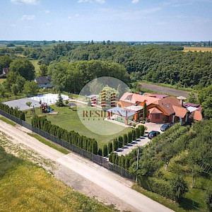 NUŠTAR Luksuzna vila 558 m2, mirno okruženje, bazen