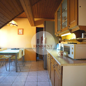 ŠALATA Ugodan 4soban stan 76 m2, 2. kat, top lokacija, vrt, BEZ PROVIZIJE