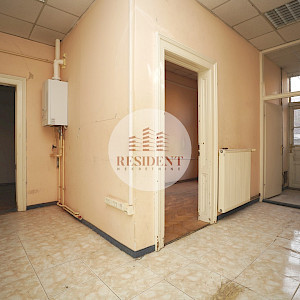 ZAGREB Center - Spacious 4-bedroom apartment 120 m2 + parking, 1st floor, top location, balcony, storage room, NO COMMISSION