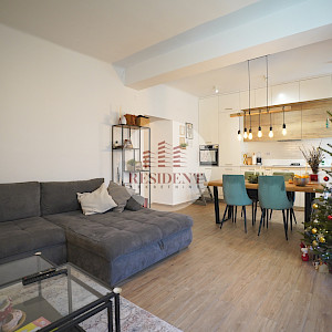 ČRNOMEREC Vrhovec 2soban stan 49 m2, prizemlje, top lokacija, vrt, BEZ PROVIZIJE