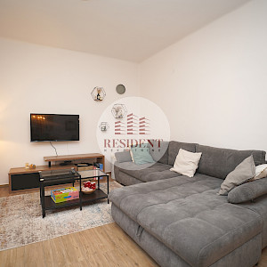 ČRNOMEREC Vrhovec 2soban stan 49 m2, prizemlje, top lokacija, vrt, BEZ PROVIZIJE