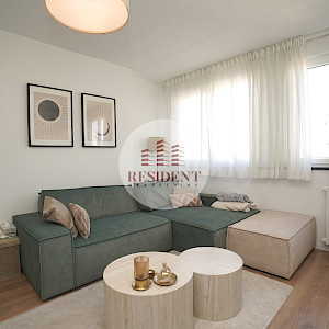 SREDNJACI Moderan 2soban stan 46 m2, 6. kat, top lokacija, spremište, BEZ PROVIZIJE