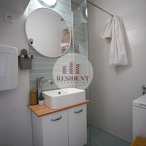 SREDNJACI Moderan 2soban stan 46 m2, 6. kat, top lokacija, spremište, BEZ PROVIZIJE