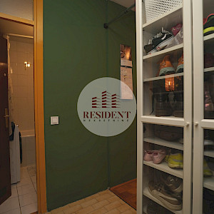 ŠPANSKO Ugodan 2soban stan 48 m2, 3. kat, loggia, spremište, BEZ PROVIZIJE