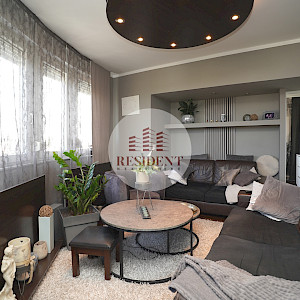 ŠPANSKO Moderan 4soban stan 90 m2, 5. kat, mirno okruženje, balkon, BEZ PROVIZIJE