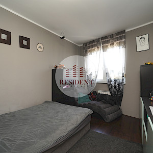 ŠPANSKO Moderan 4soban stan 90 m2, 5. kat, mirno okruženje, balkon, BEZ PROVIZIJE