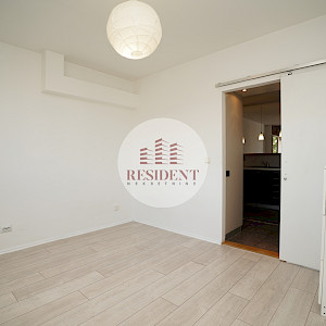 NAJAM - ŠPANSKO Komforan 3soban stan 71 m2, 4. kat, odlična lokacija, loggia