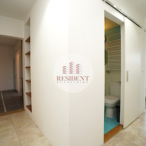 NAJAM - ŠPANSKO Komforan 3soban stan 71 m2, 4. kat, odlična lokacija, loggia