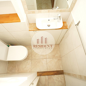 NAJAM - ŠPANSKO Komforan 3soban stan 71 m2, 4. kat, odlična lokacija, loggia