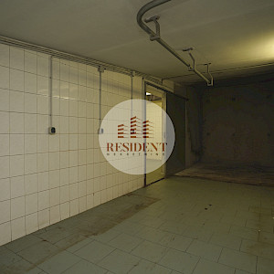 FOR RENT - MALEŠNICA Business and warehouse space 83 m2, busy street, free parking