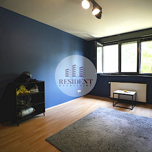 REMETINEČKI GAJ Ugodan 2soban stan 54 m2, 1. kat, spremište, BEZ PROVIZIJE