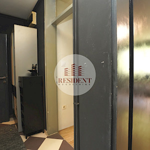 REMETINEČKI GAJ Ugodan 2soban stan 54 m2, 1. kat, spremište, BEZ PROVIZIJE