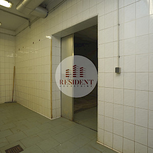 MALEŠNICA Business and warehouse space 83 m2, busy street, free parking, NO COMMISSION