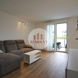 KNEŽIJA Prostran 2soban stan 56 m2, 2. kat, odlična lokacija, 2x balkona, spremište, BEZ PROVIZIJE