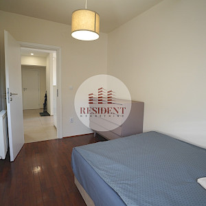 ČRNOMEREC - Vrhovec, Spacious 4-room apartment 68 m2, 3rd floor, top location, balcony, NO COMMISSION