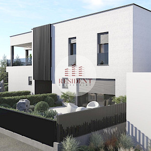 GRAČANI Moderan 4soban stan 136 m2, novogradnja, terasa, 2xGPM, spremište, BEZ PROVIZIJE