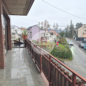 NAJAM - VRAPČE Prostran 4soban stan 135 m2, 1. kat, balkon, parking