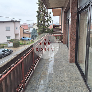 NAJAM - VRAPČE Prostran 4soban stan za radnike, 1. kat, odlična lokacija, parking