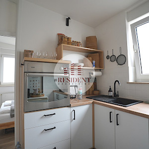 RAVNICE Cozy 2 bedroom apartment 46 m2 + parking, 3rd floor, top location, terrace
