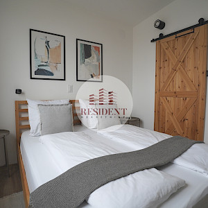 RAVNICE Cozy 2 bedroom apartment 46 m2 + parking, 3rd floor, top location, terrace