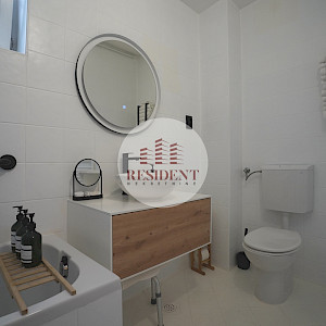 RAVNICE Cozy 2 bedroom apartment 46 m2 + parking, 3rd floor, top location, terrace