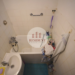 TRNSKO Ugodan 2soban stan 47 m2, 4. kat, mirno okruženje, BEZ PROVIZIJE