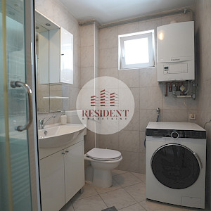 TRNAVA Ugodan 4soban stan 72 m2 + terasa + tavan, 1. kat, parking, BEZ PROVIZIJE