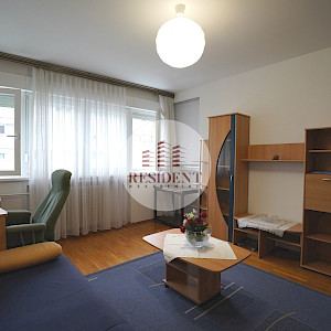 NAJAM - SREDNJACI Prostran 2soban stan 67 m2, 3. kat, odlična lokacija, 2x loggie