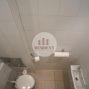 TREŠNJEVKA 3soban stan / ured 52 m2, 1. kat, top lokacija, loggia, spremište, BEZ PROVIZIJE