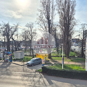 TREŠNJEVKA 3soban stan / ured 52 m2, 1. kat, top lokacija, loggia, spremište, BEZ PROVIZIJE