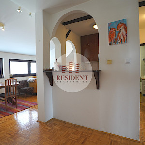 VELIKA GORICA Centar - Ugodan 4soban stan 73 m2, 2. kat, mirno okruženje, 2x parkinga