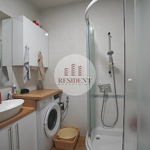 VELIKA GORICA Centar - Ugodan 4soban stan 73 m2, 2. kat, mirno okruženje, 2x parkinga