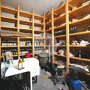 SVETI KRIŽ ZAČRETJE Gradilište + vinograd, zemljište 60.000 m2, top lokacija, BEZ PROVIZIJE