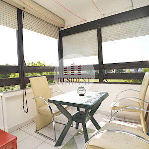 ŠPANSKO Ugodan 3soban stan 62 m2, 2. kat, top lokacija, balkon, spremište, BEZ PROVIZIJE