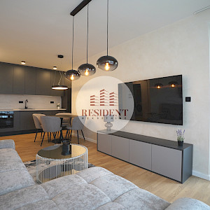 NAJAM - BOTINEC Luksuzan 3soban stan + 2 parkinga, lift, novogradnja, loggia, BEZ PROVIZIJE