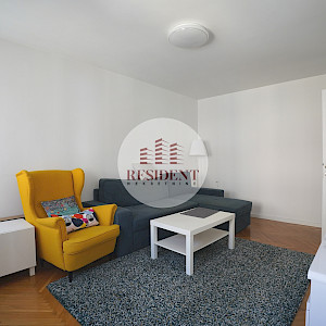 NAJAM - DONJI GRAD Komforan 3soban stan 66 m2, 3. kat, top lokacija, lift, parking, BEZ PROVIZIJE