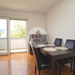 STENJEVEC Funkcionalan 1soban stan 40 m2, 3.kat, parking, spremište, BEZ PROVIZIJE
